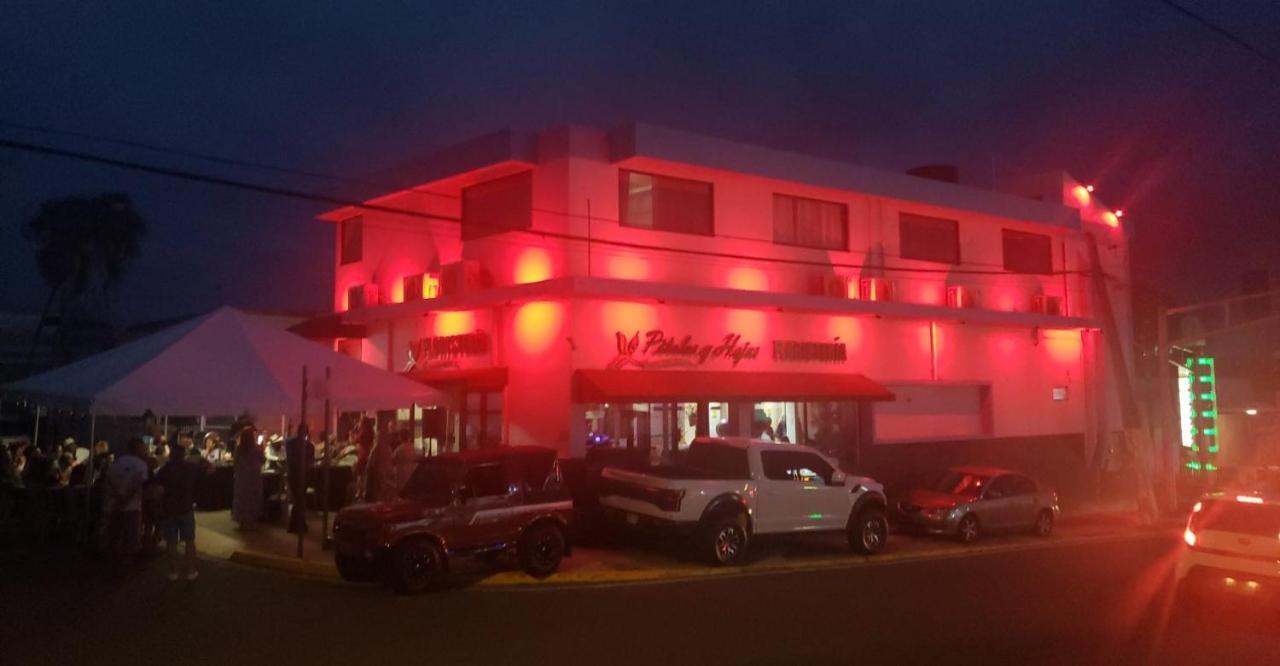 Itza-Bella Suites Isabela Kültér fotó